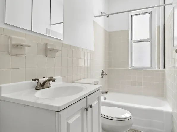 515 West 135th Street 3B image 6 of 7