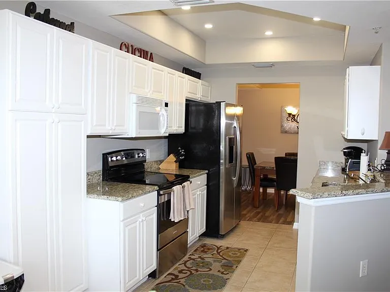 1400 Tiffany Ln #2406 — Photo 5