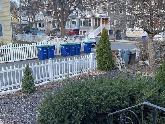 5th image of 30-32 Linden Ave