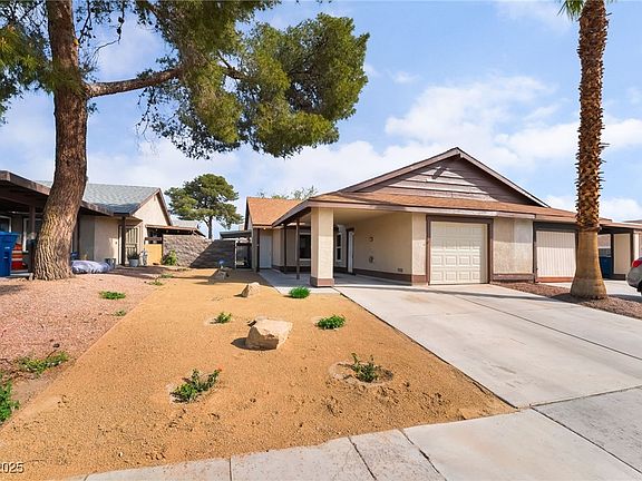 4th image of 6968 Royal Meadow Pl