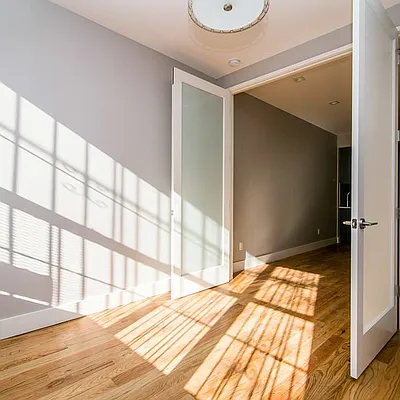 Rented by Nooklyn NYC LLC | media 53