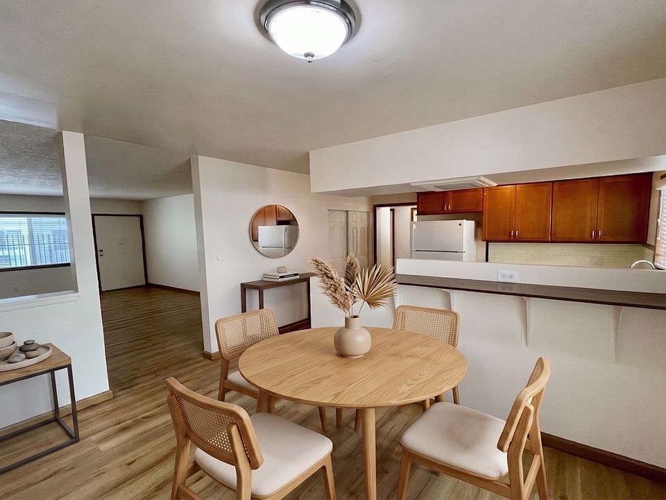 Dining room - virtually enhanced