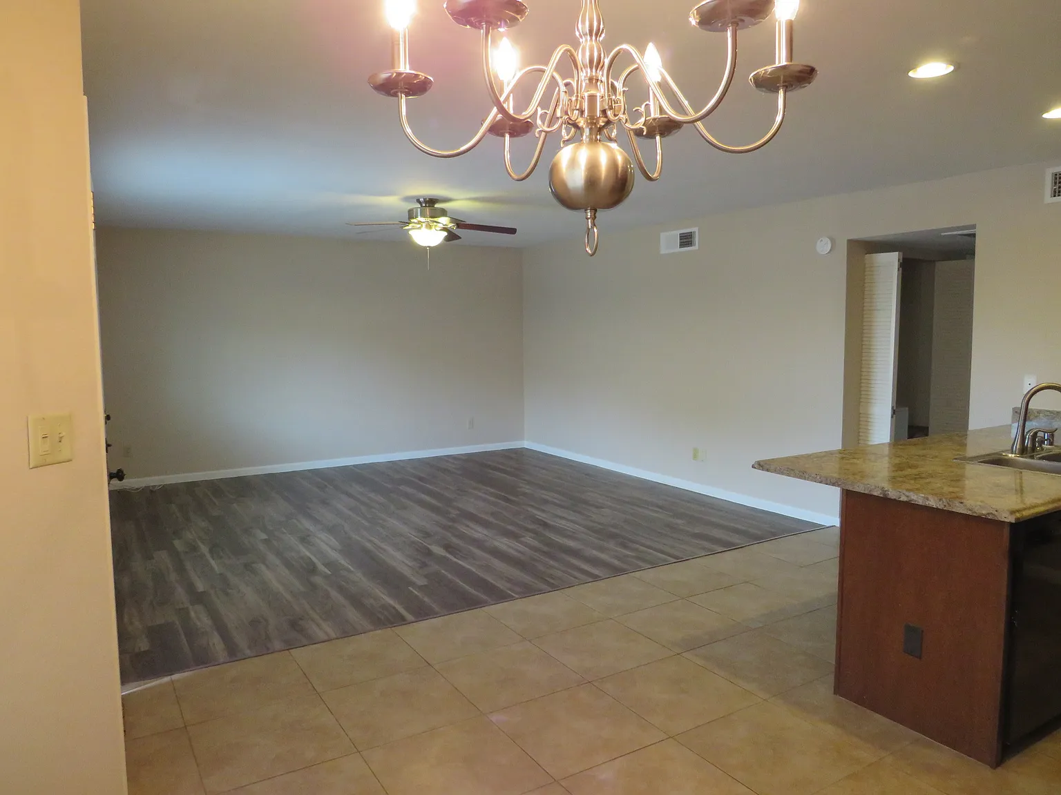 2 bed, 1024 sqft, $1,650 — Photo 4