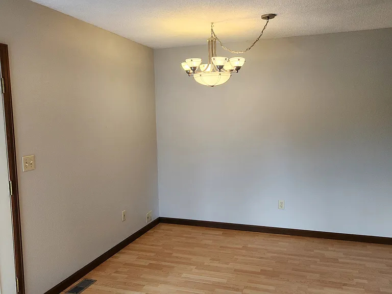 103 Glovers Ln — Photo 7