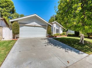 23001 Tupelo Ridge Dr, Santa Clarita, CA 91354