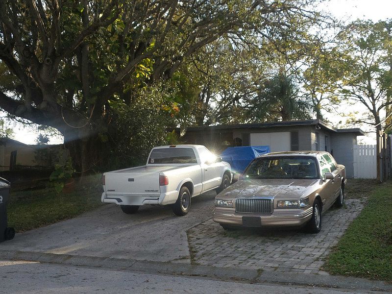 1st image of 4821 31st St N