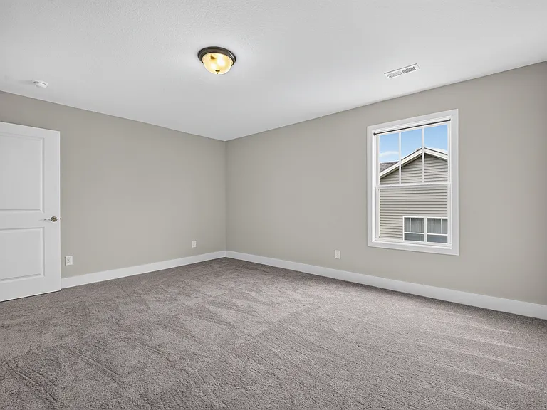 104 Thornberry Rd — Photo 43
