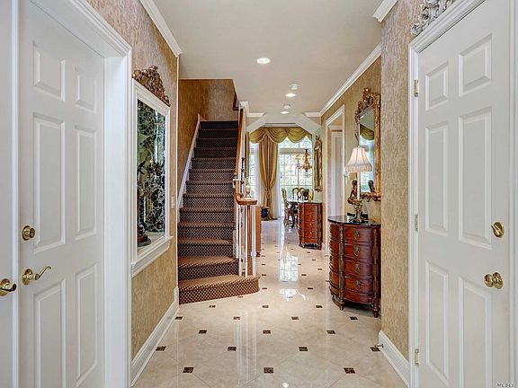 5th image of 292 Madeira Blvd