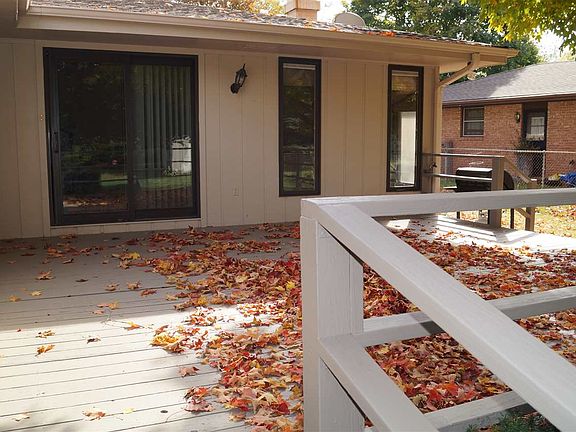 3rd image of 3614 Fleetwood Dr