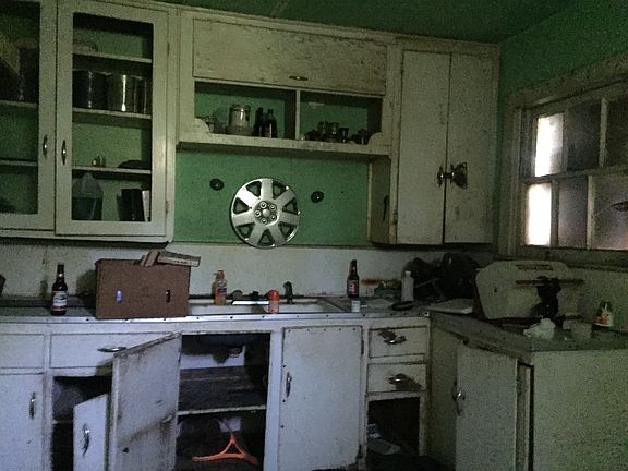 4th image of 5605 Chariot Dr