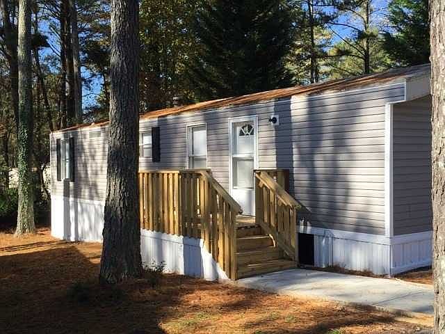 2nd image of 7 Pine Burr Dr NW