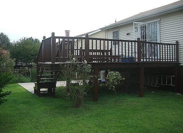 2nd image of 1530 Seabury Pl