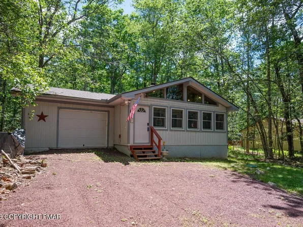 304 Long View Ln, Pocono Pines, PA 18350