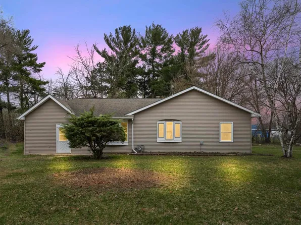219 West CLARK STREET, Plainfield, WI 54966