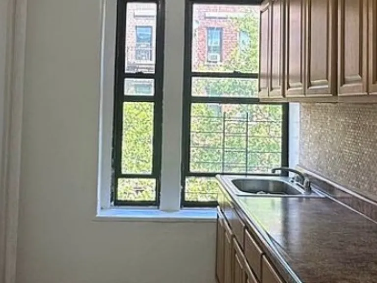 1608 Union St #3B — Photo 3