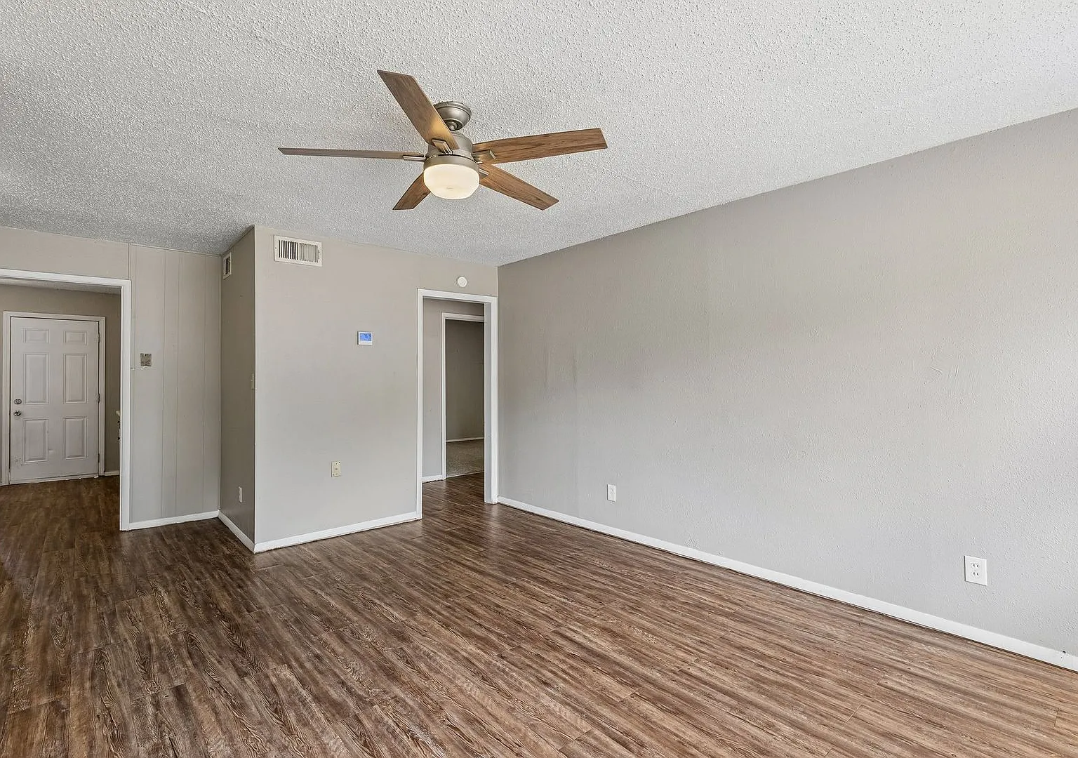 4405 SE 20th St — Photo 3