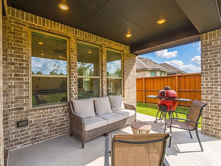 8145 Overland Grv — Photo 25