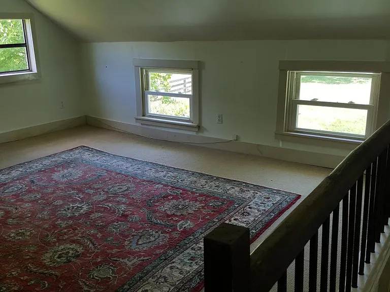 2071 Hudson Rd — Photo 12