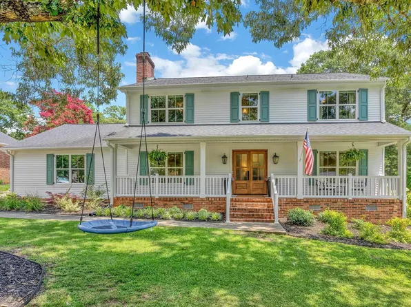 104 Berrywood Ct, Greer, SC 29650