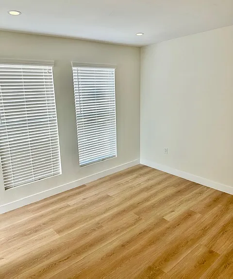 6821 Elgin St — Photo 6