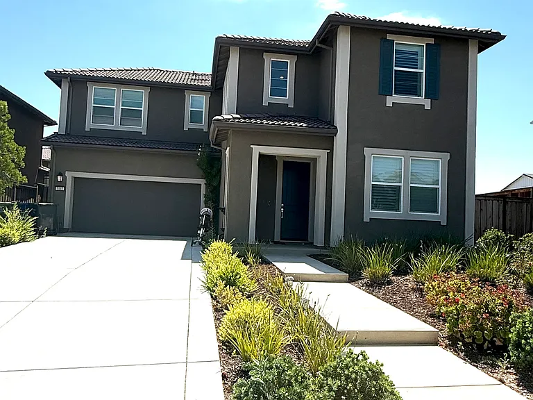 7143 Sacramento Dr — Photo 1