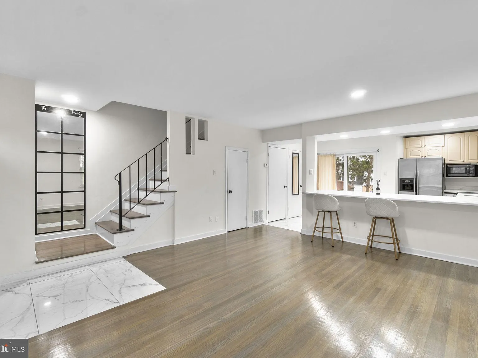 3 bed, 1.5 bath, $2,250 — Photo 4