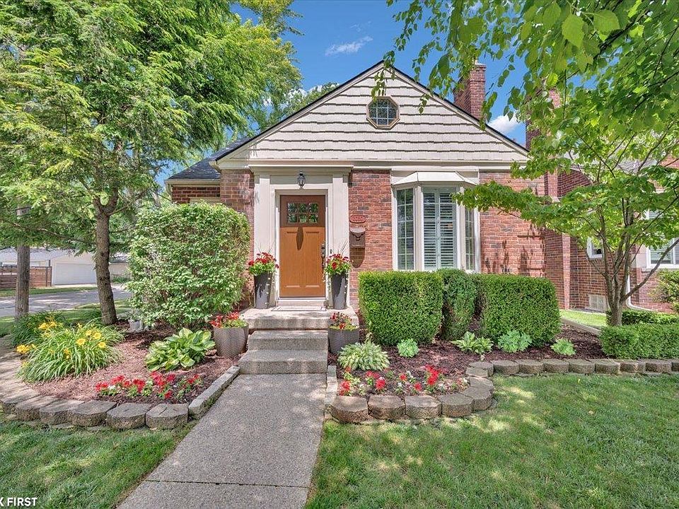 1st image of 2080 Beaufait Dr
