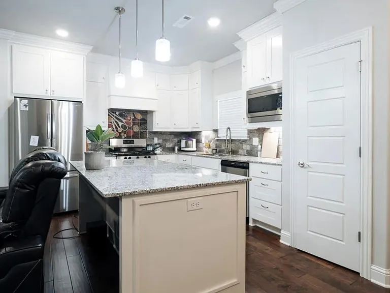 940 W Ashmore Landing Loop — Photo 3