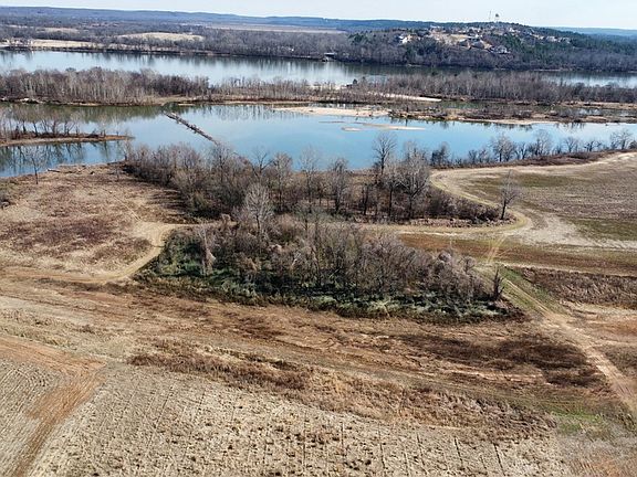 2nd image of Highway 300 Rd