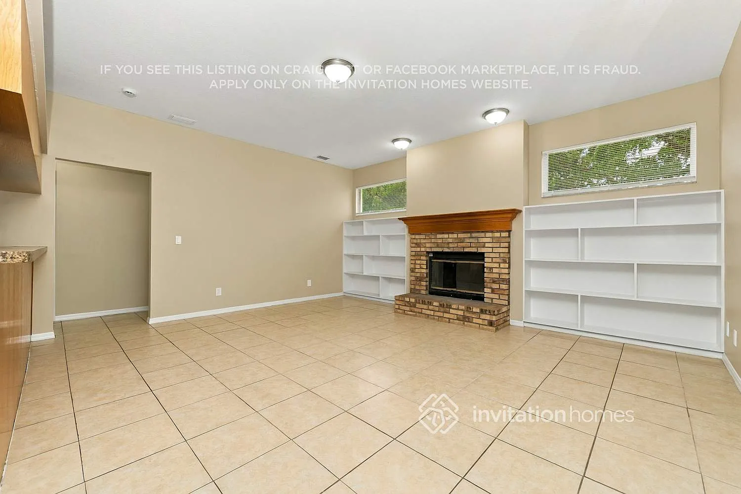 3942 Appletree Dr Valrico, FL 33594 — Photo 3