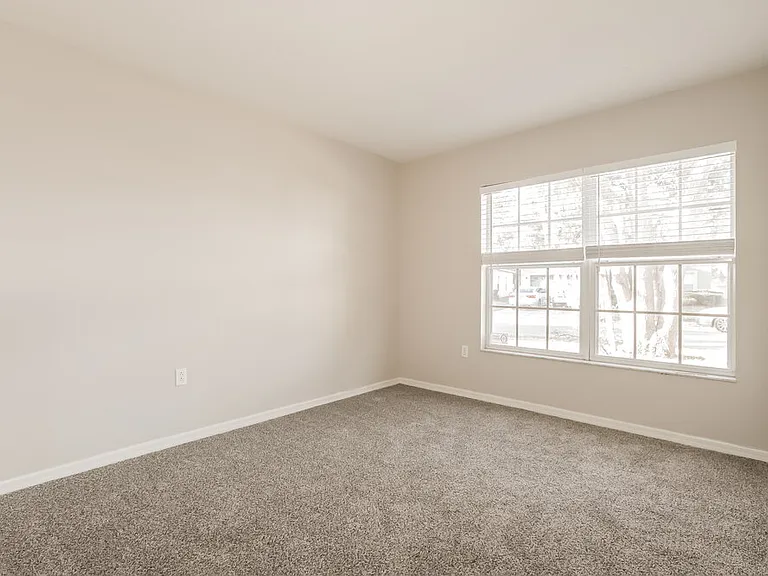 9421 Cypress Harbor Dr — Photo 13