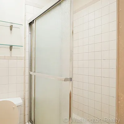 Rented by Washington Realty Corp. | media 23