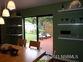 4th image of 2552 Westwood Ave