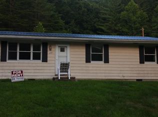 221 McClure Cir #&-225, Morehead, KY 40351