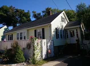 19 Rhoda St, West Roxbury, MA 02132