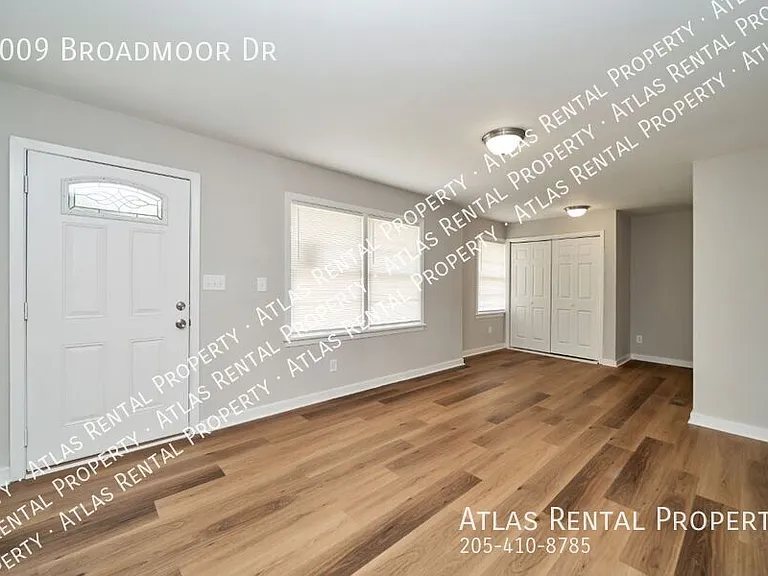 1009 Broadmoor Dr — Photo 7