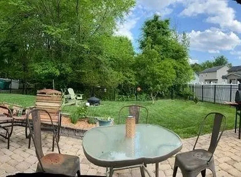 8427 Meadowcreek Village Dr — Photo 12