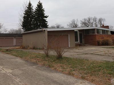 1935 Philadelphia Dr, Dayton, OH, 45406