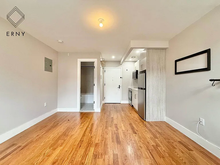 195 Underhill Ave #5H — Photo 1