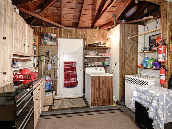 2nd image of 4316 Aqua Ct