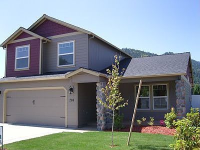 1st image of 200 Westbrook Dr