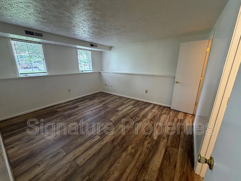 9397 London Tower Ct #503 — Photo 9