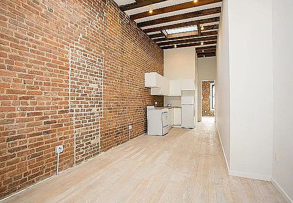 3rd image of 1519 De Kalb Ave #3L