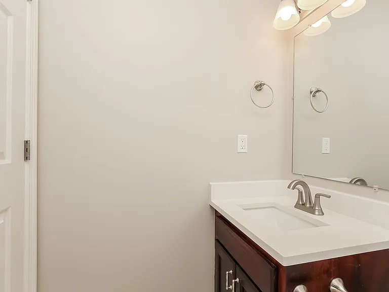 101 Cedar Bend Ct — Photo 15
