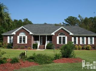 77 Berry Patch Rd, Hampstead, NC 28443