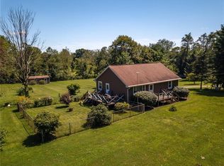 129 Wilson Rd, Clinton, PA 15026