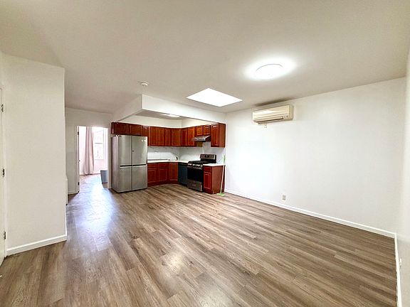 2nd image of 1333 67th St #1