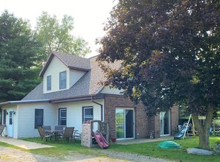 10751 S Norris Rd, Delton, MI 49046