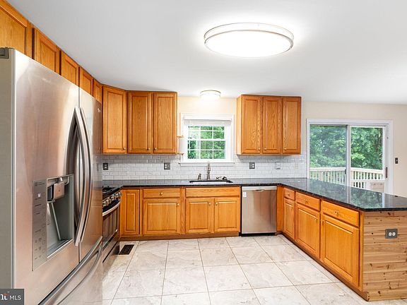 2nd image of 11003 Naples Ct