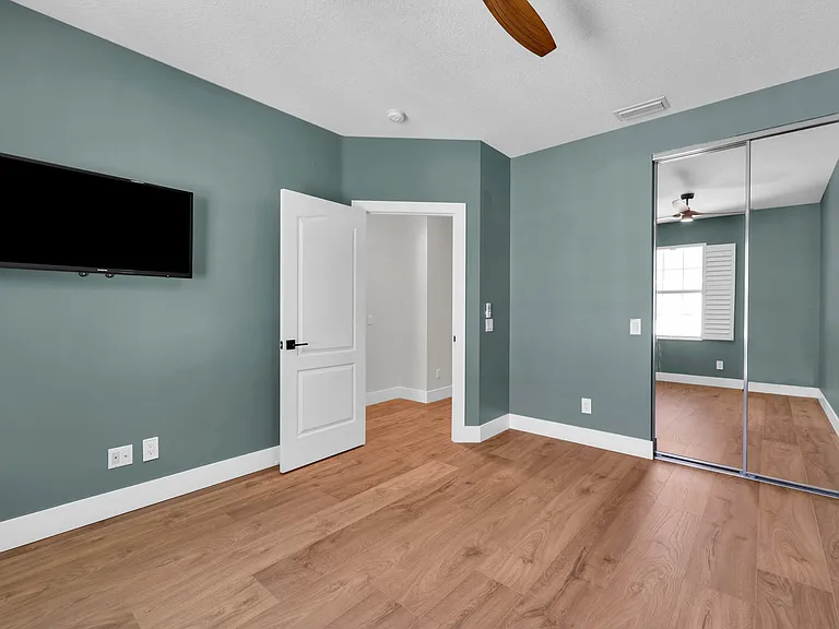 228 Murray Ct — Photo 21